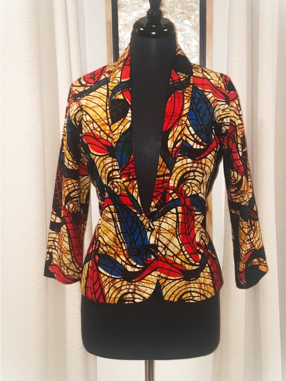 Tailored Printed Blazer Jacket in Red, Blue & Gold